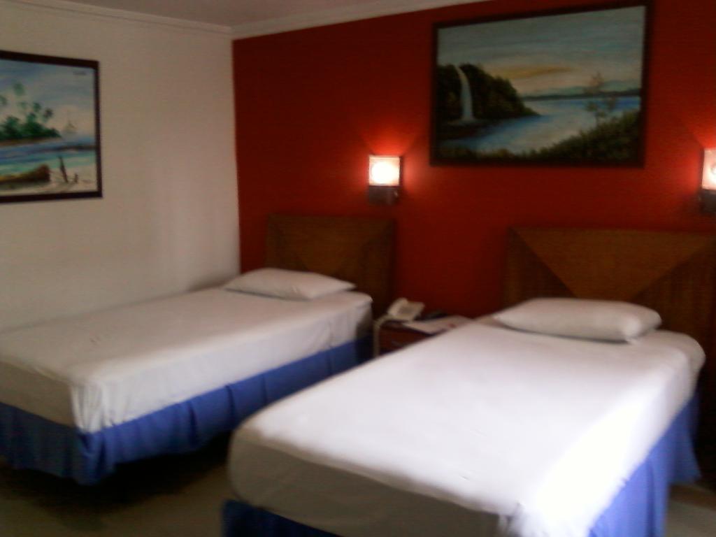Charthon Inn Барранкилья Номер фото